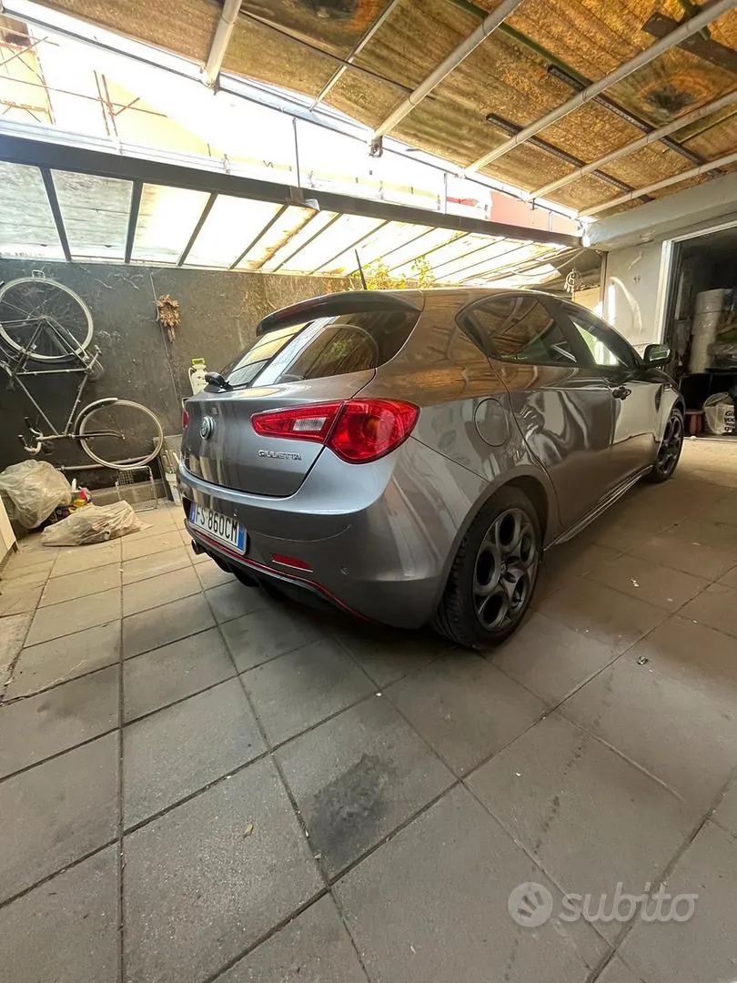 Alfa Romeo Giulietta 2018 photo 3