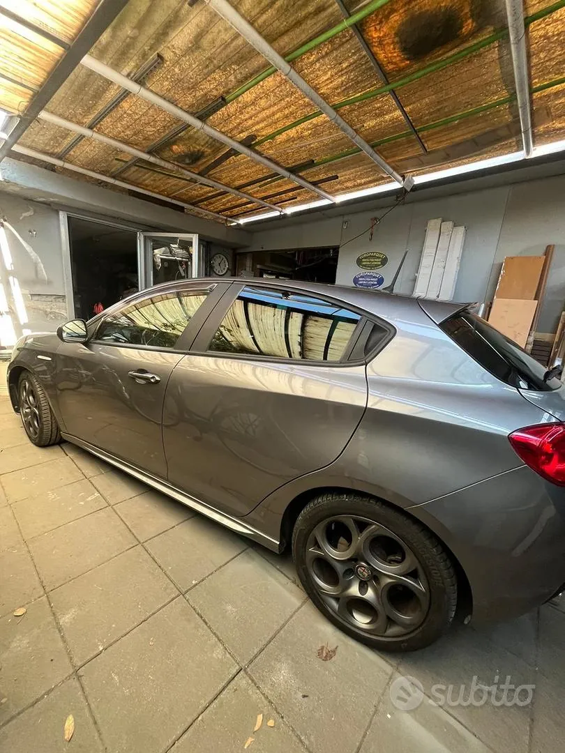 Alfa Romeo Giulietta 2018 photo 4