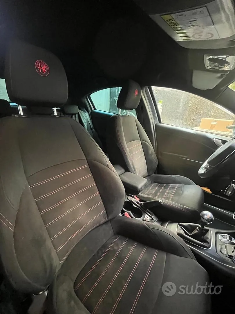 Alfa Romeo Giulietta 2018 photo 5