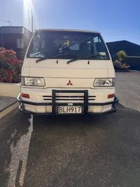 Mitsubishi L300 2003 photo 2