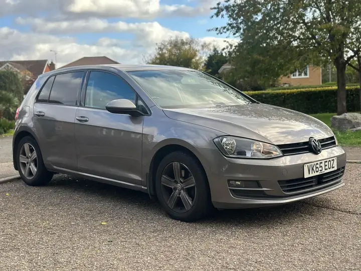 Volkswagen Golf 2015 photo 2