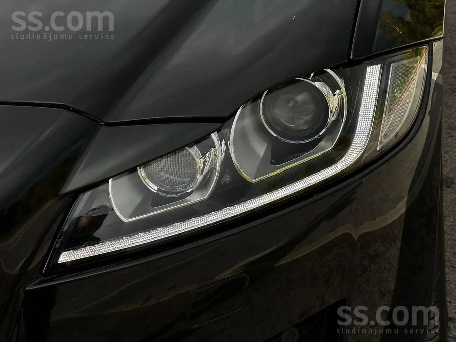 Jaguar Xf 2017 photo 2
