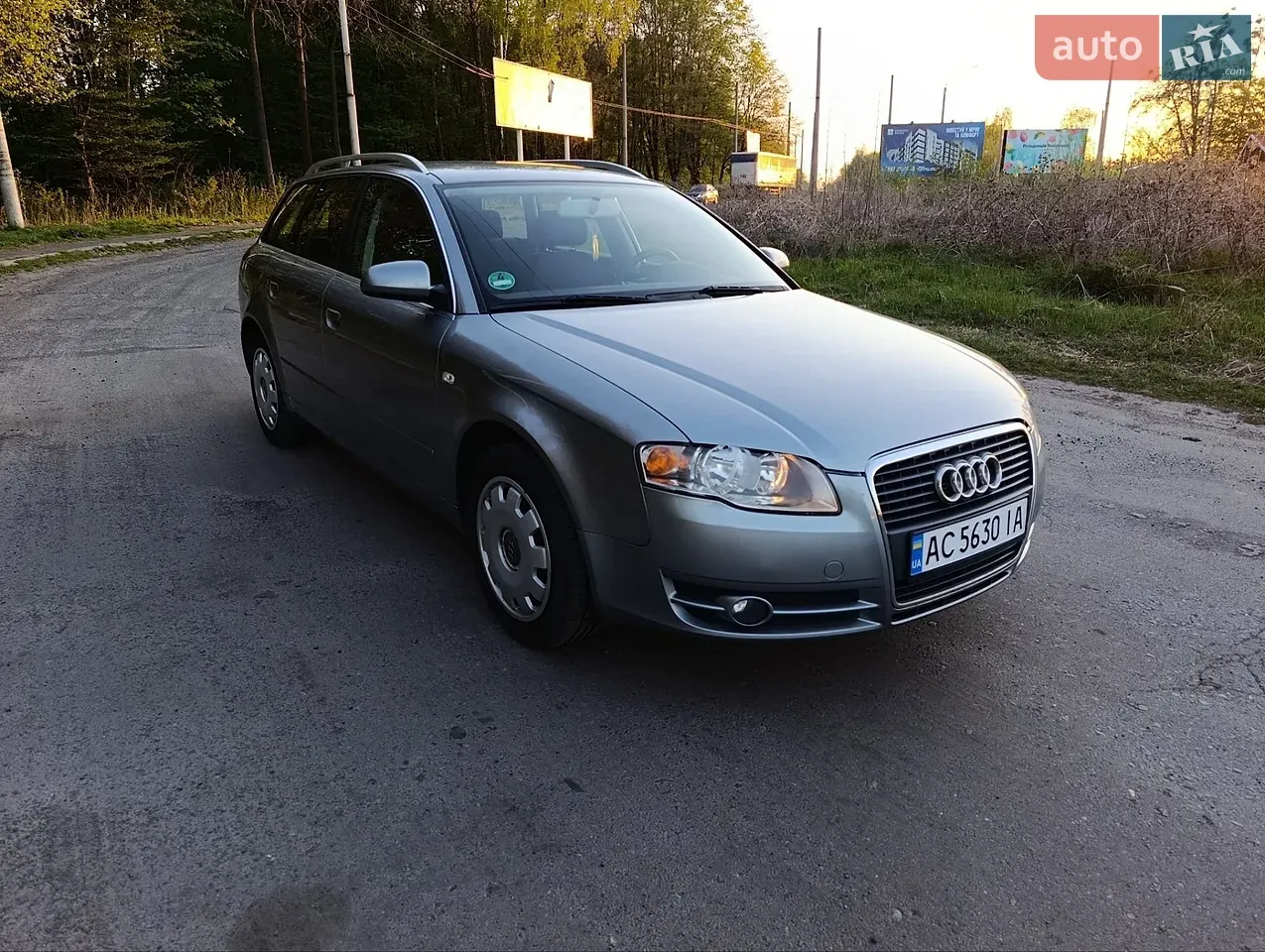 Audi A4 2005 photo 2