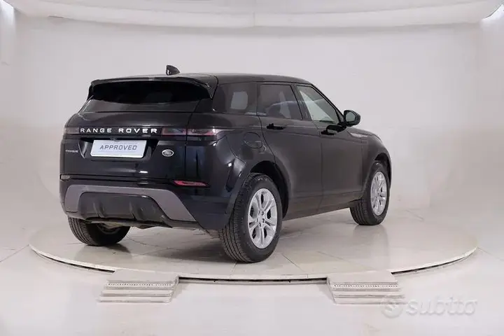 Land Rover Evoque 2019 photo 2