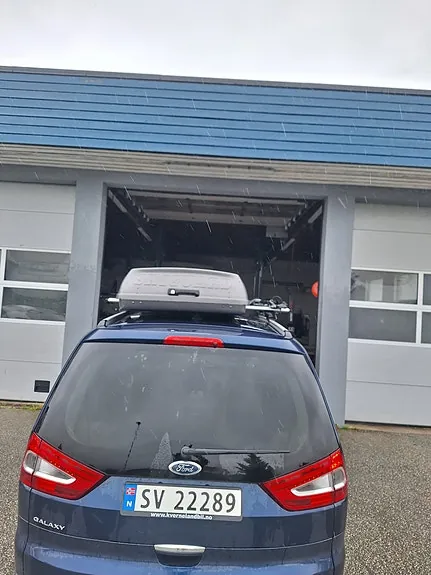 Ford Galaxy 2012 photo 5