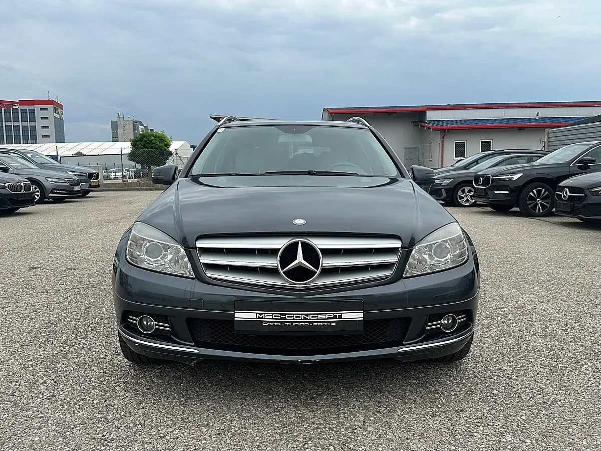Mercedes-Benz C-Class 2009 photo 2