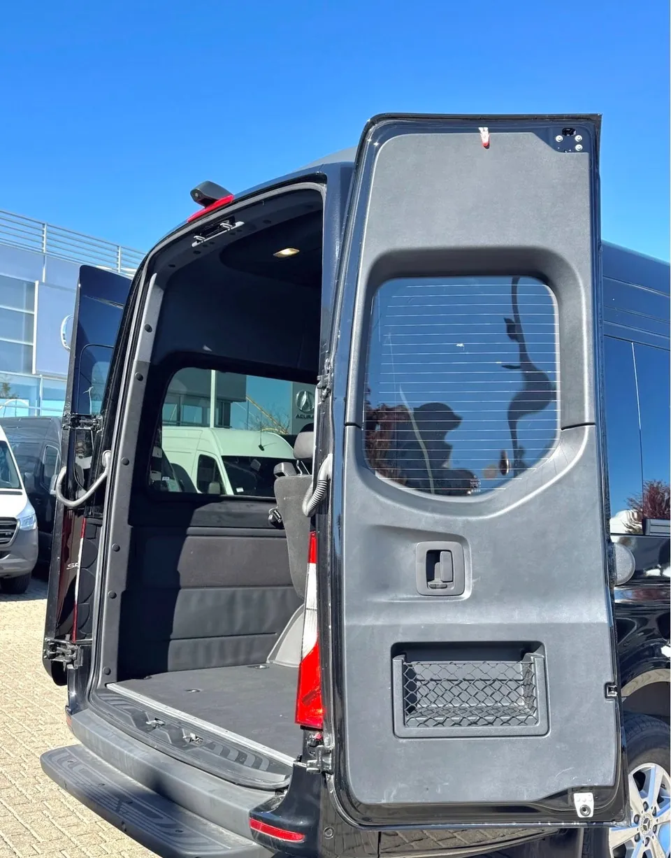 Mercedes-Benz Sprinter 2025 photo 4