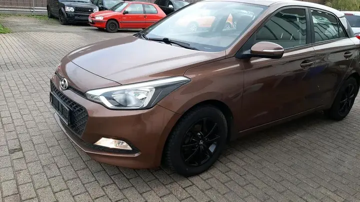 Hyundai I20