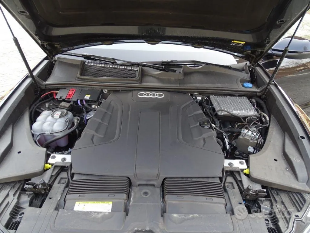 Audi Q8 2018 photo 5