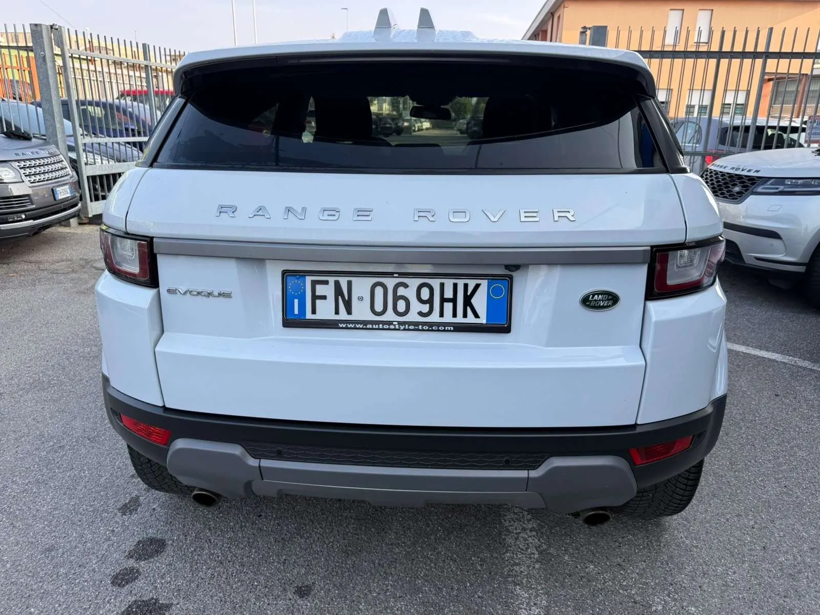 Land Rover Range Rover Evoque 2017 photo 5