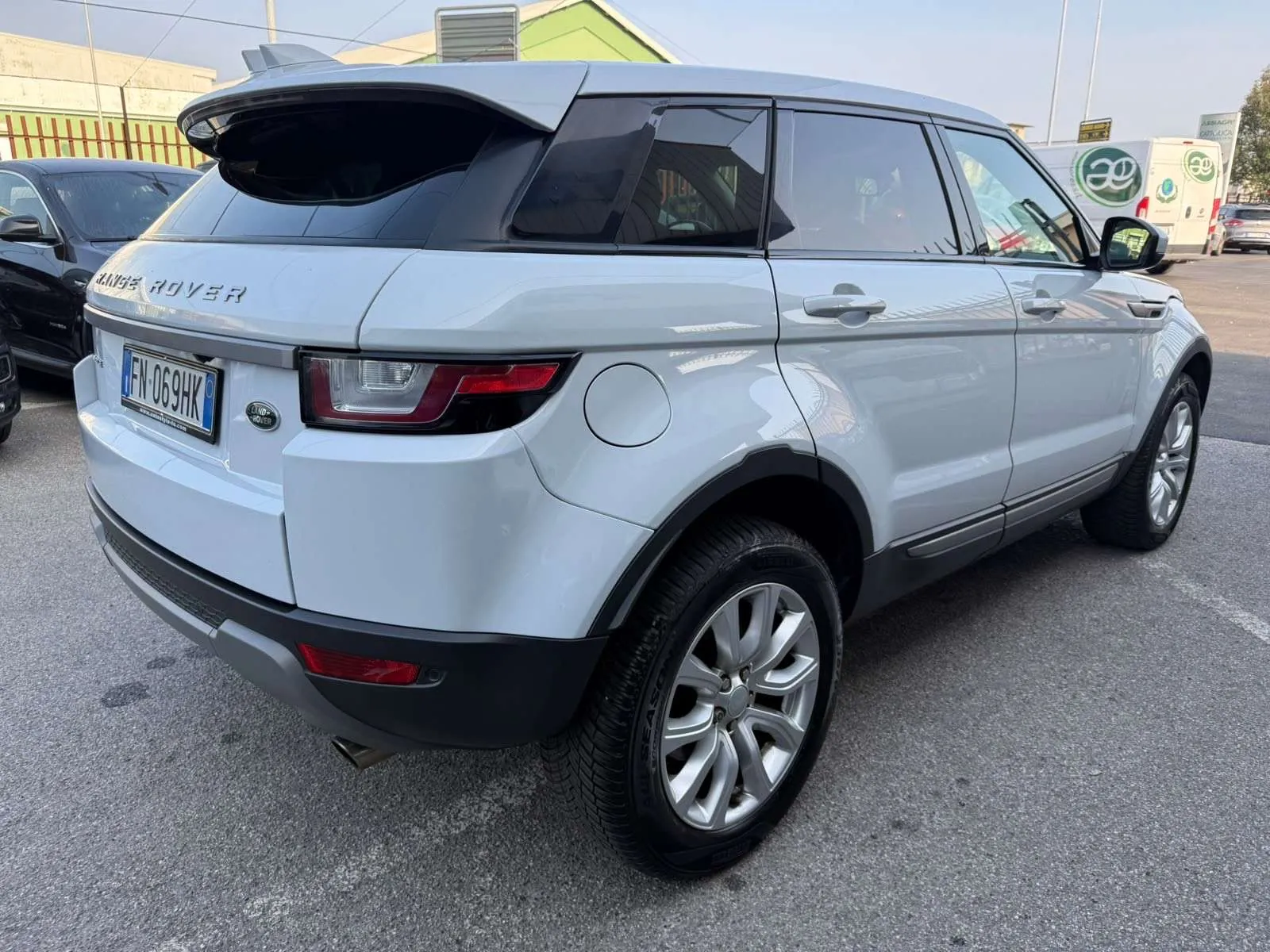 Land Rover Range Rover Evoque 2017 photo 4