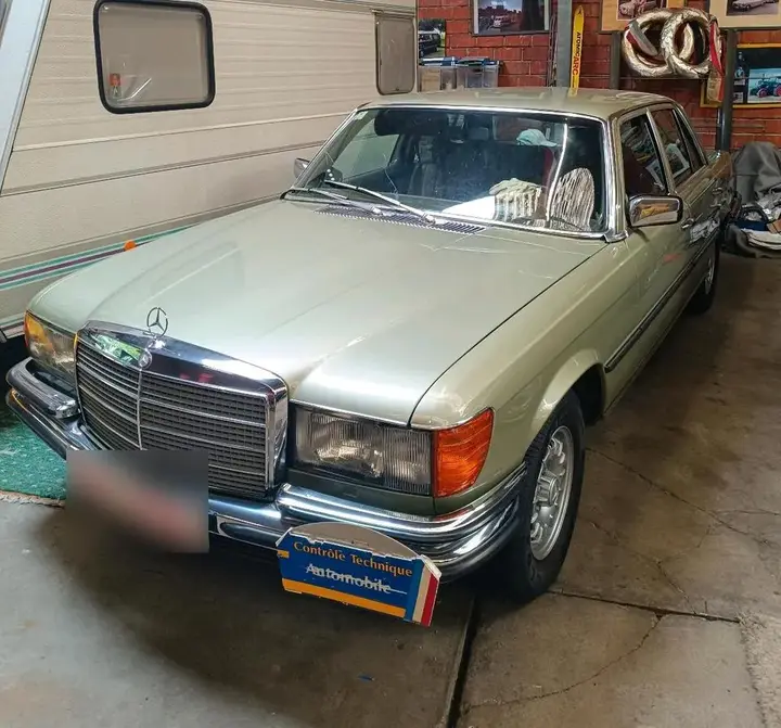 Mercedes-Benz 280