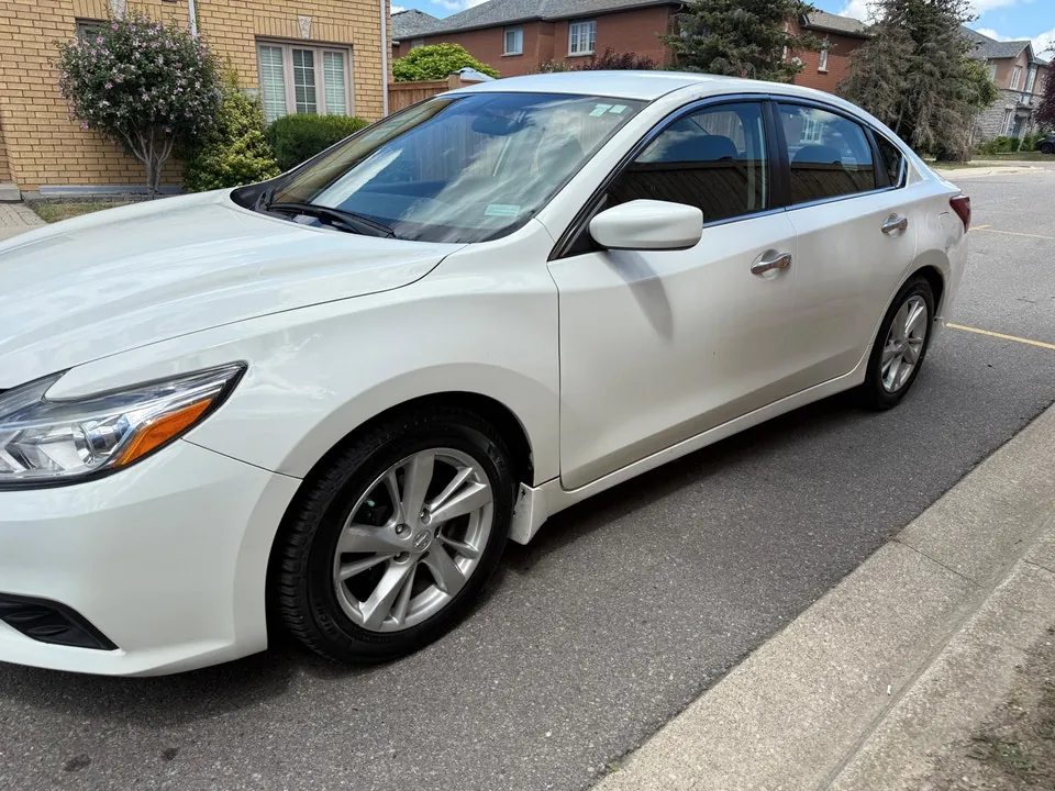 Nissan Altima 2018 photo 5