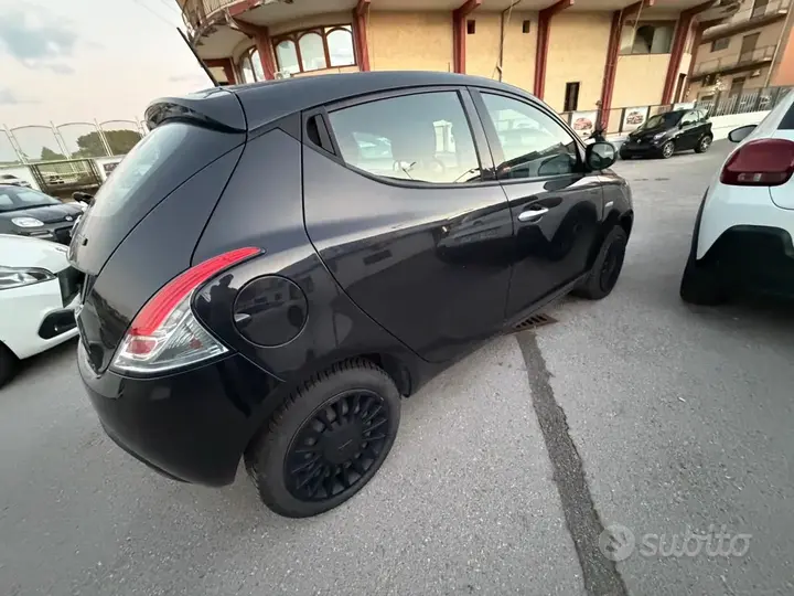 Lancia Ypsilon 2022 photo 4