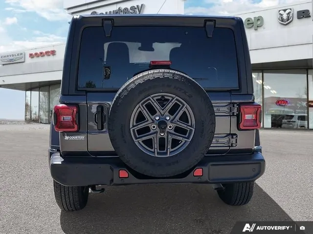 Jeep Wrangler 2024 photo 5
