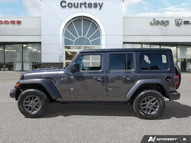Jeep Wrangler 2024 photo 3