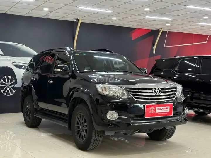 Toyota Fortuner 2015 photo 2