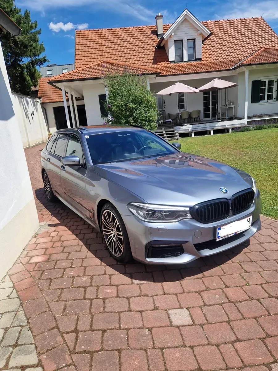 BMW 5 Series 2018 photo 3