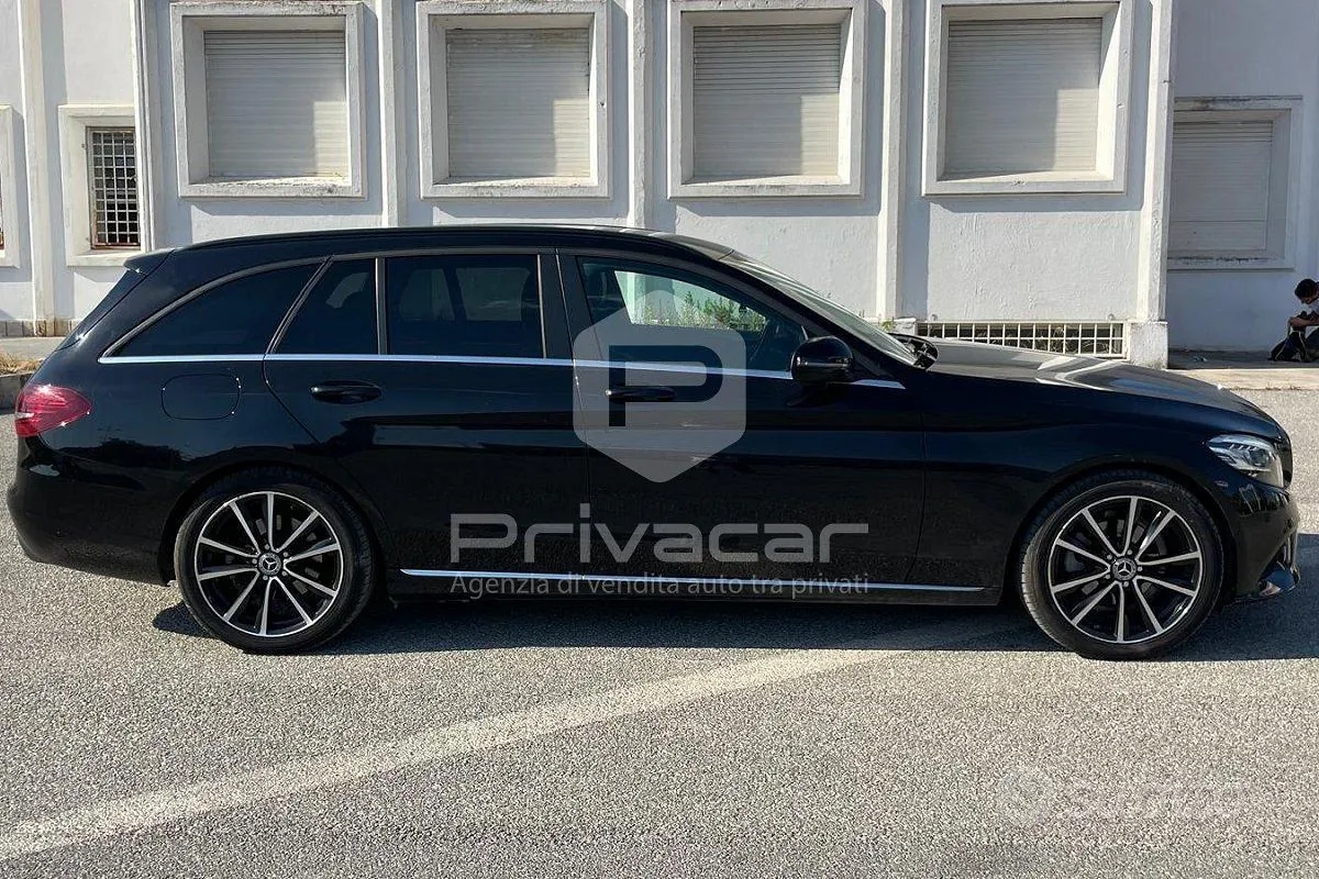 Mercedes-Benz C-Class 2019 photo 4