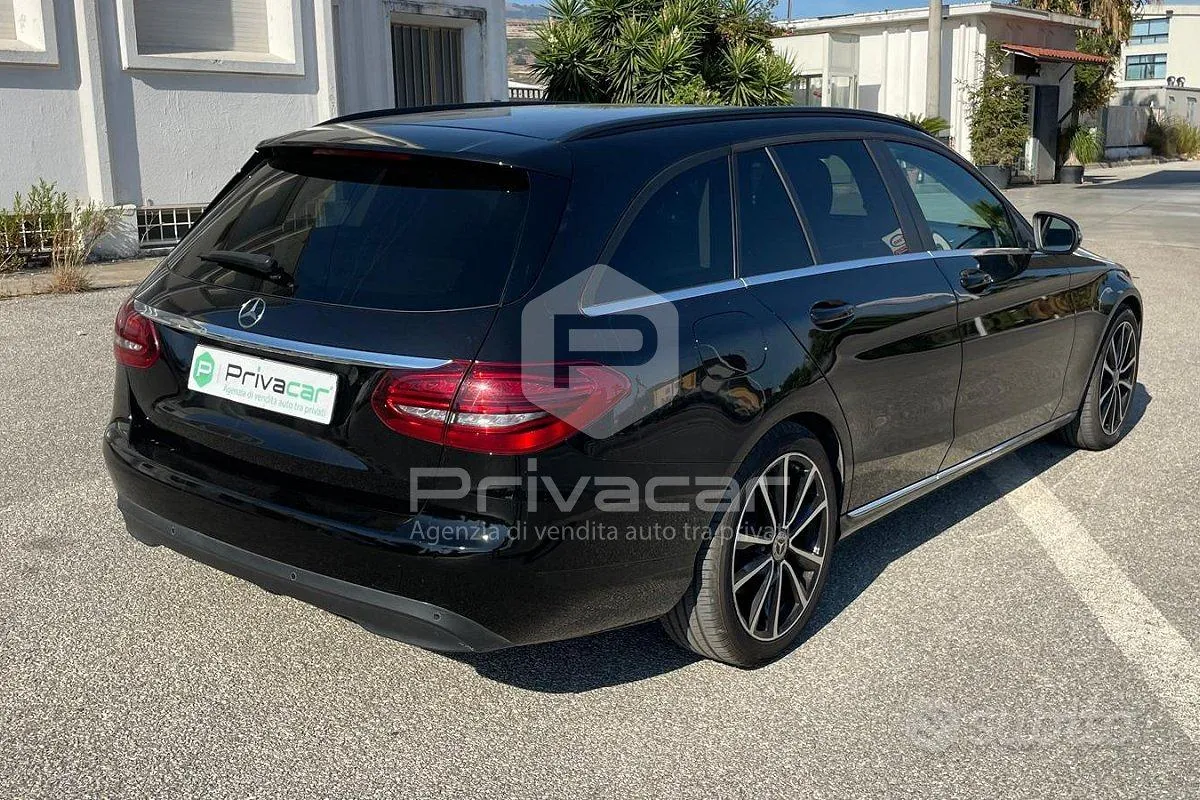 Mercedes-Benz C-Class 2019 photo 5
