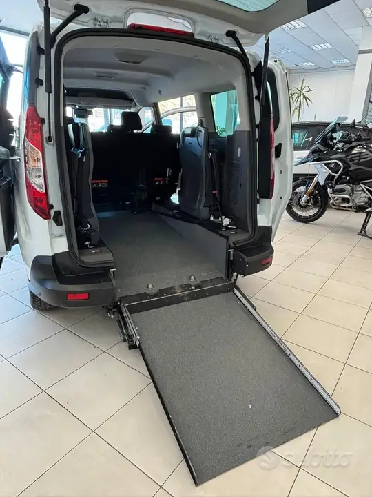 Ford Transit Connect 2021 photo 2