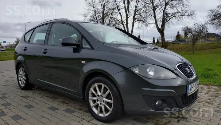 Seat Altea 2011 photo 3