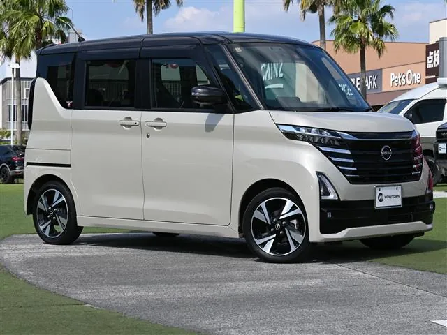 Nissan Ruuke