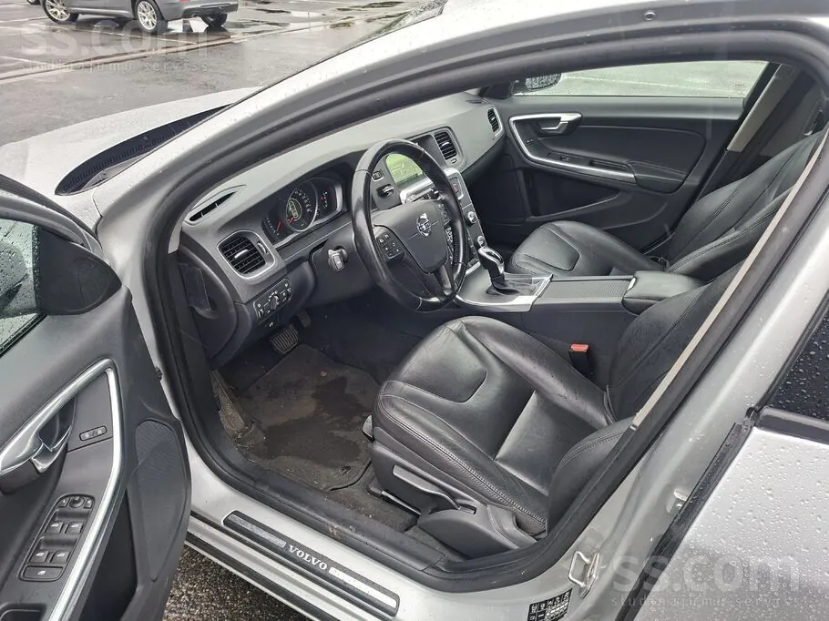Volvo V60 2016 photo 5