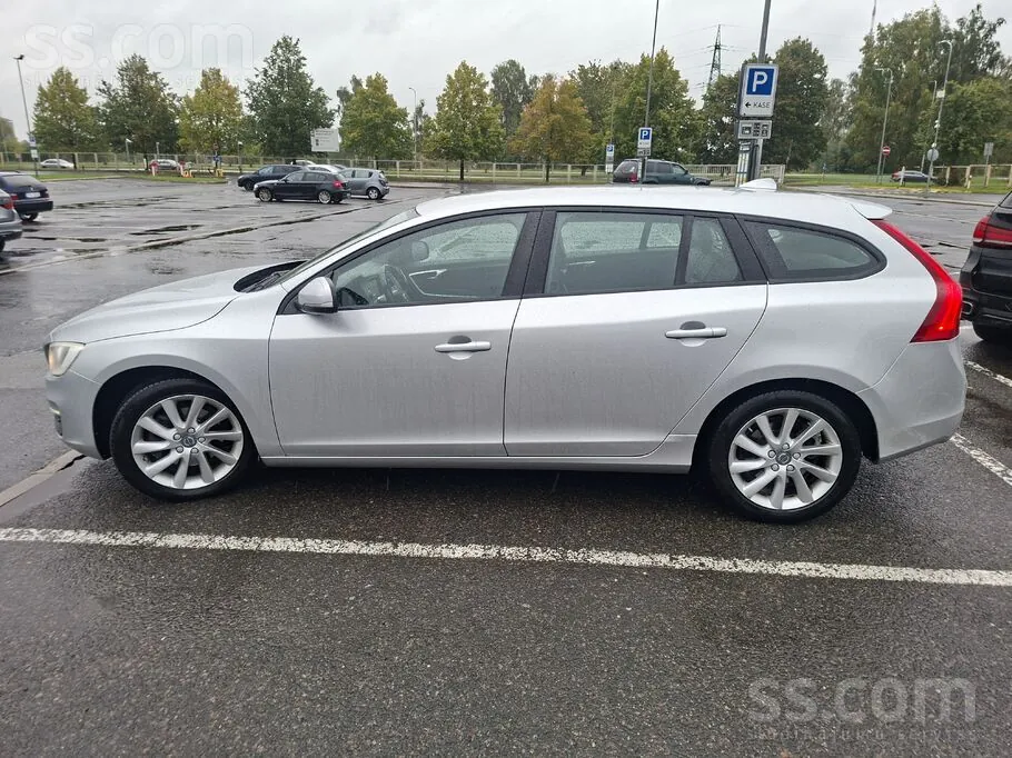 Volvo V60 2016 photo 4