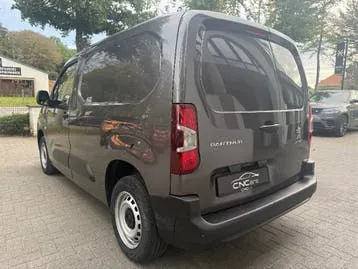 Peugeot Partner 2021 photo 3