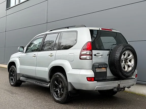 Toyota Land Cruiser 2004 photo 4