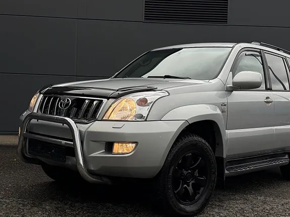 Toyota Land Cruiser 2004 photo 2