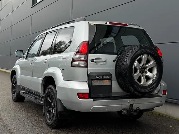Toyota Land Cruiser 2004 photo 5