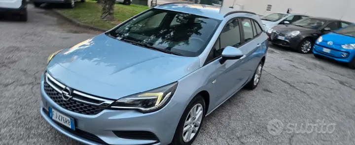 Opel Astra 2017 photo 2