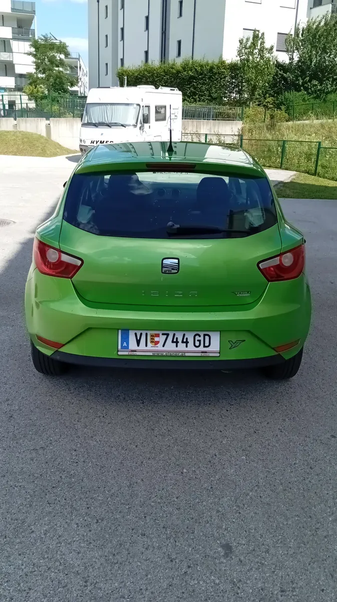 Seat Ibiza 2013 photo 2
