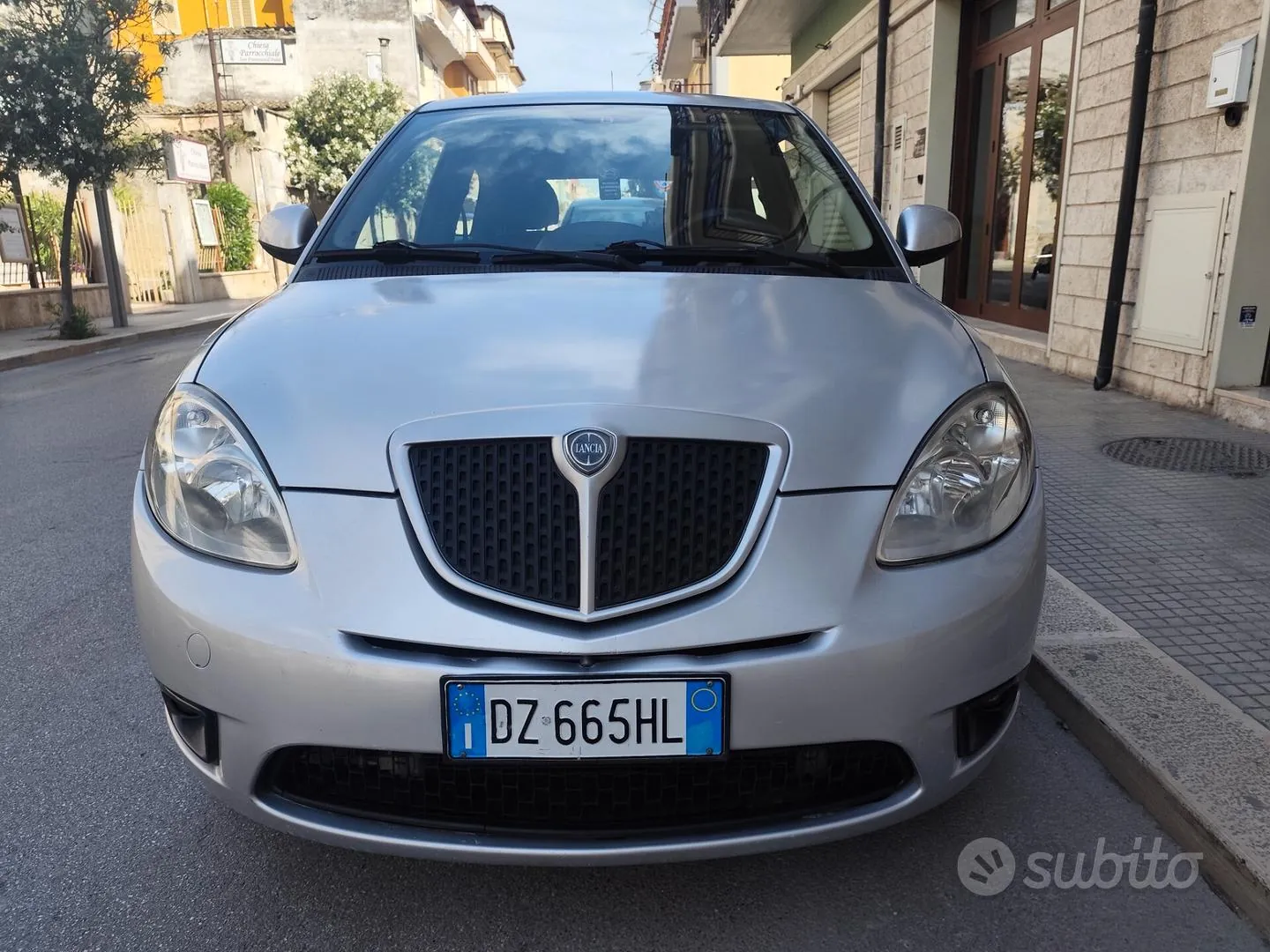 Lancia Ypsilon 2010 photo 2
