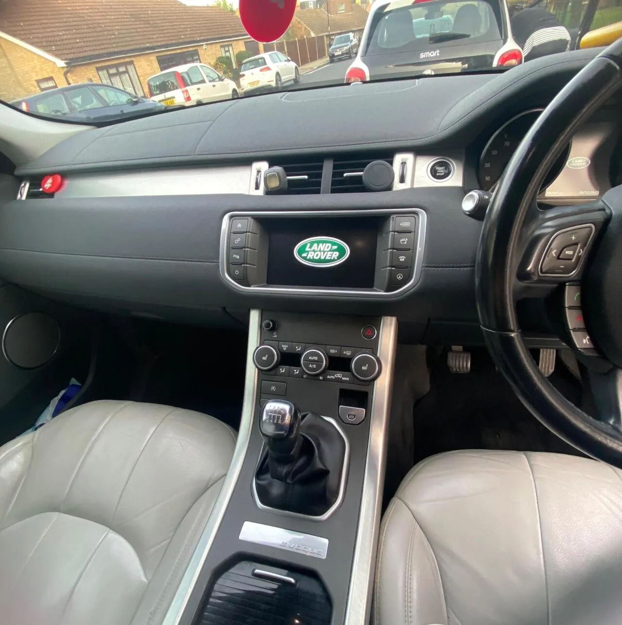 Land Rover Range Rover Evoque 2017 photo 4
