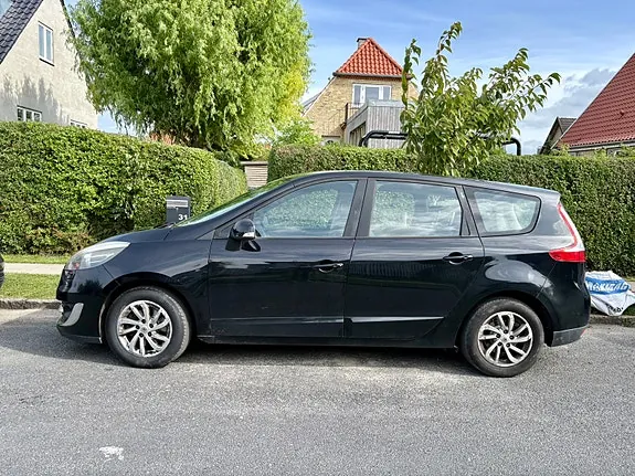 Renault Grand Scenic 2012 photo 3