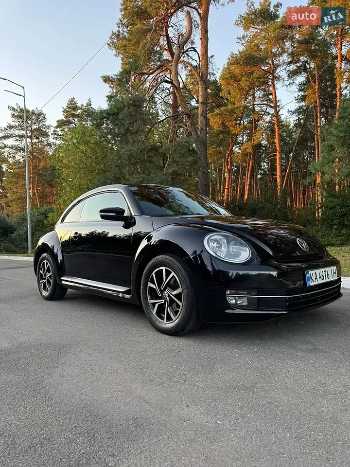 Volkswagen Beetle 2012 photo 2