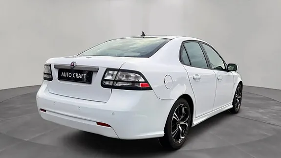 Saab 9-3 2011 photo 5