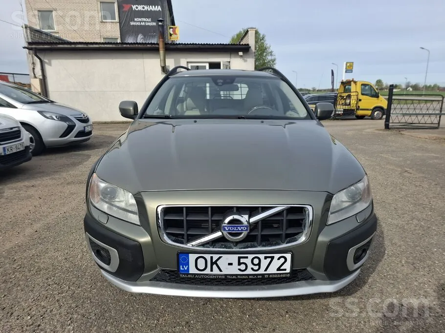 Volvo Xc70 2011 photo 3