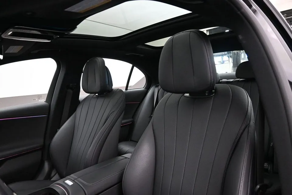 Mercedes-Benz E-Class 2025 photo 4