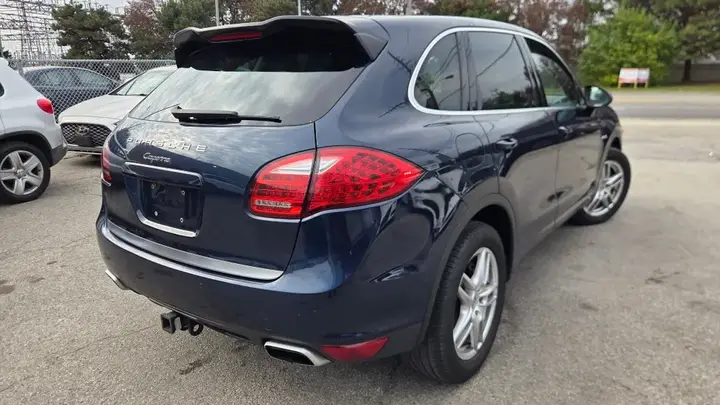 Porsche Cayenne 2014 photo 4