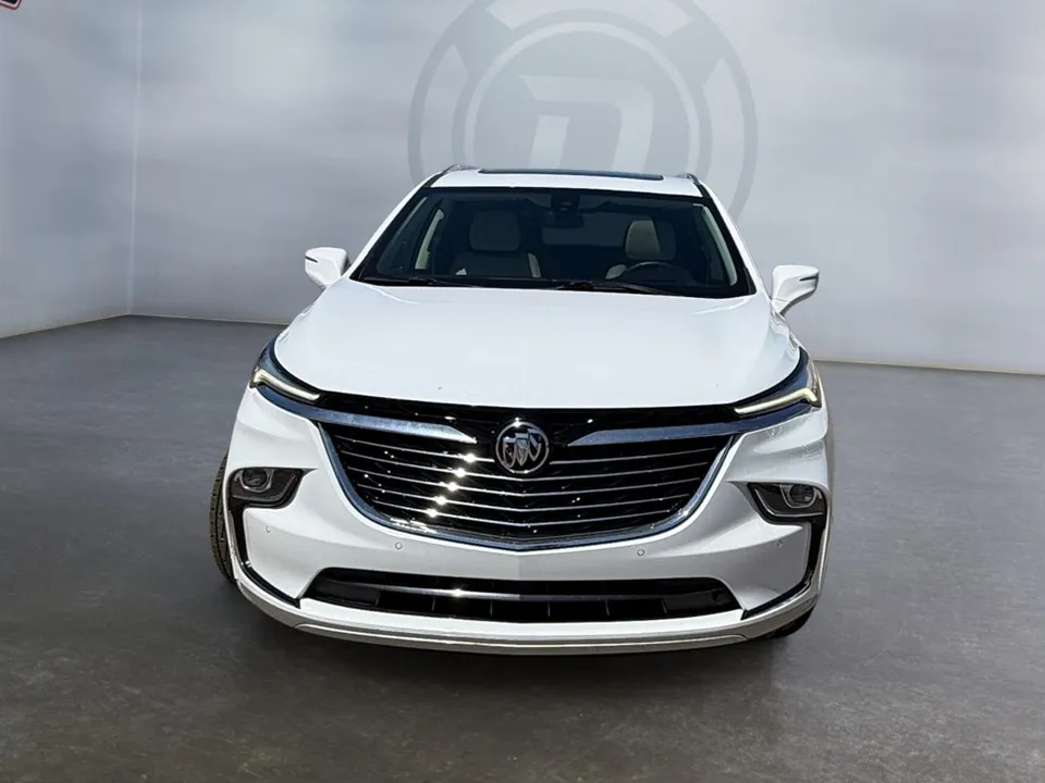 Buick Enclave 2023 photo 2