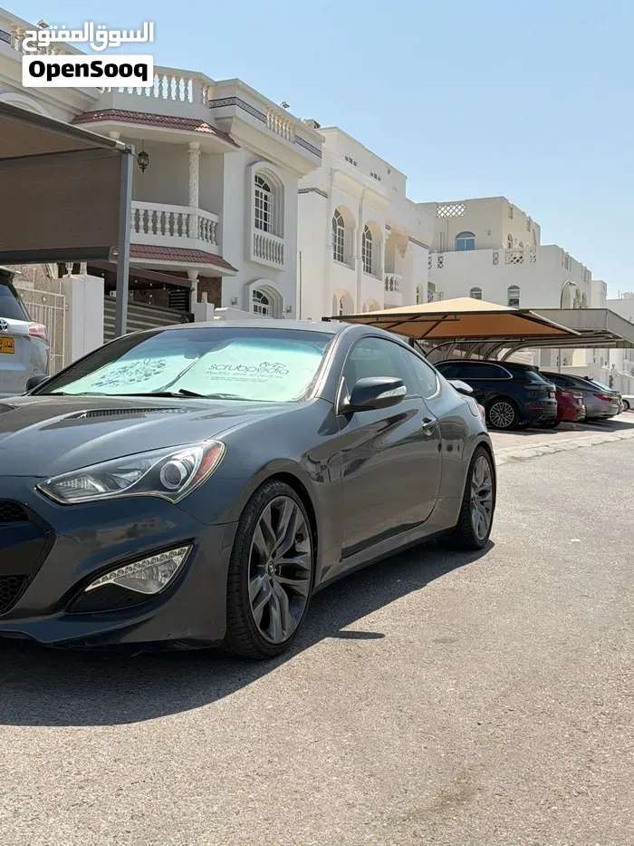 Genesis Coupé 2013 photo 4