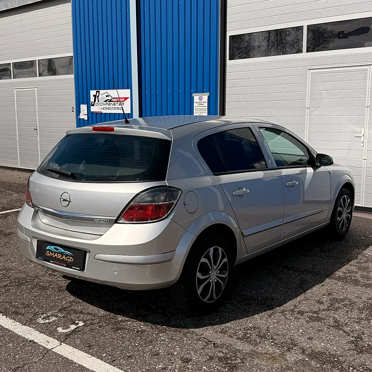 Opel Astra 2009 photo 3