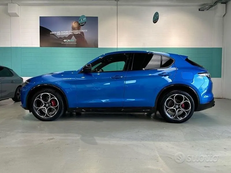 Alfa Romeo Stelvio 2023 photo 2