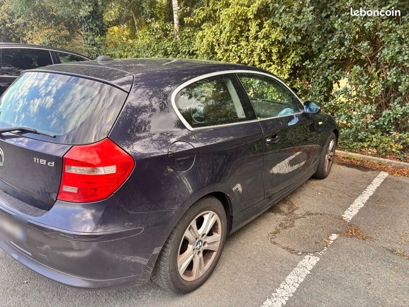 BMW 1 Series 2008 photo 2