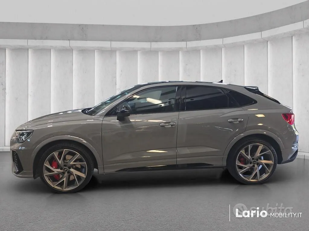 Audi Rs Q3 2022 photo 5