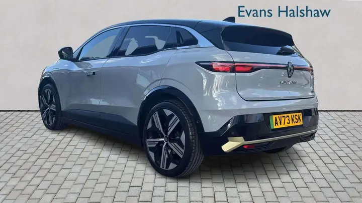 Renault Megane 2023 photo 2